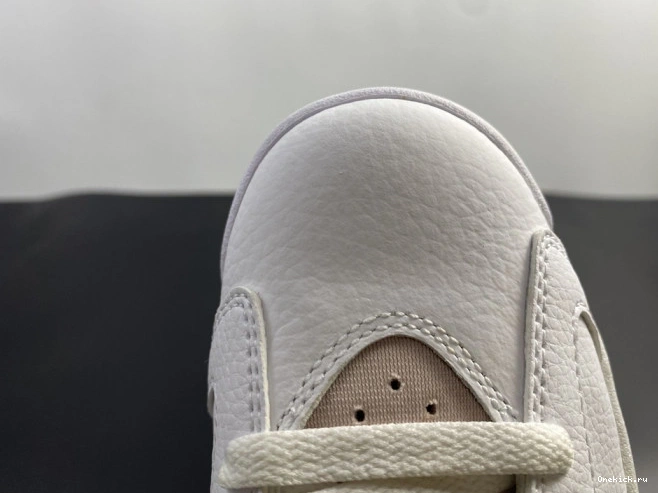 One Kick (W) Air DH9696-100 Hoops 6 Retro Gold Jordan 0715